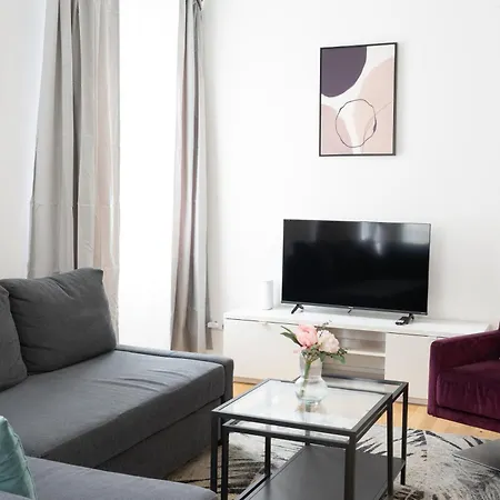 Апарт-отель Urban Flats