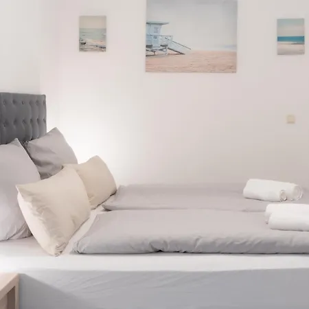 Aparthotel Urban Flats *