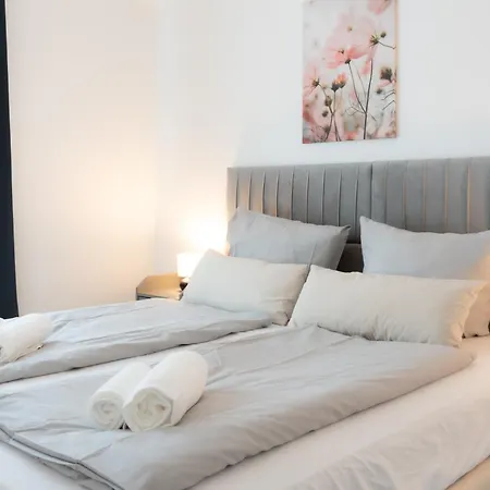 Aparthotel Urban Flats *